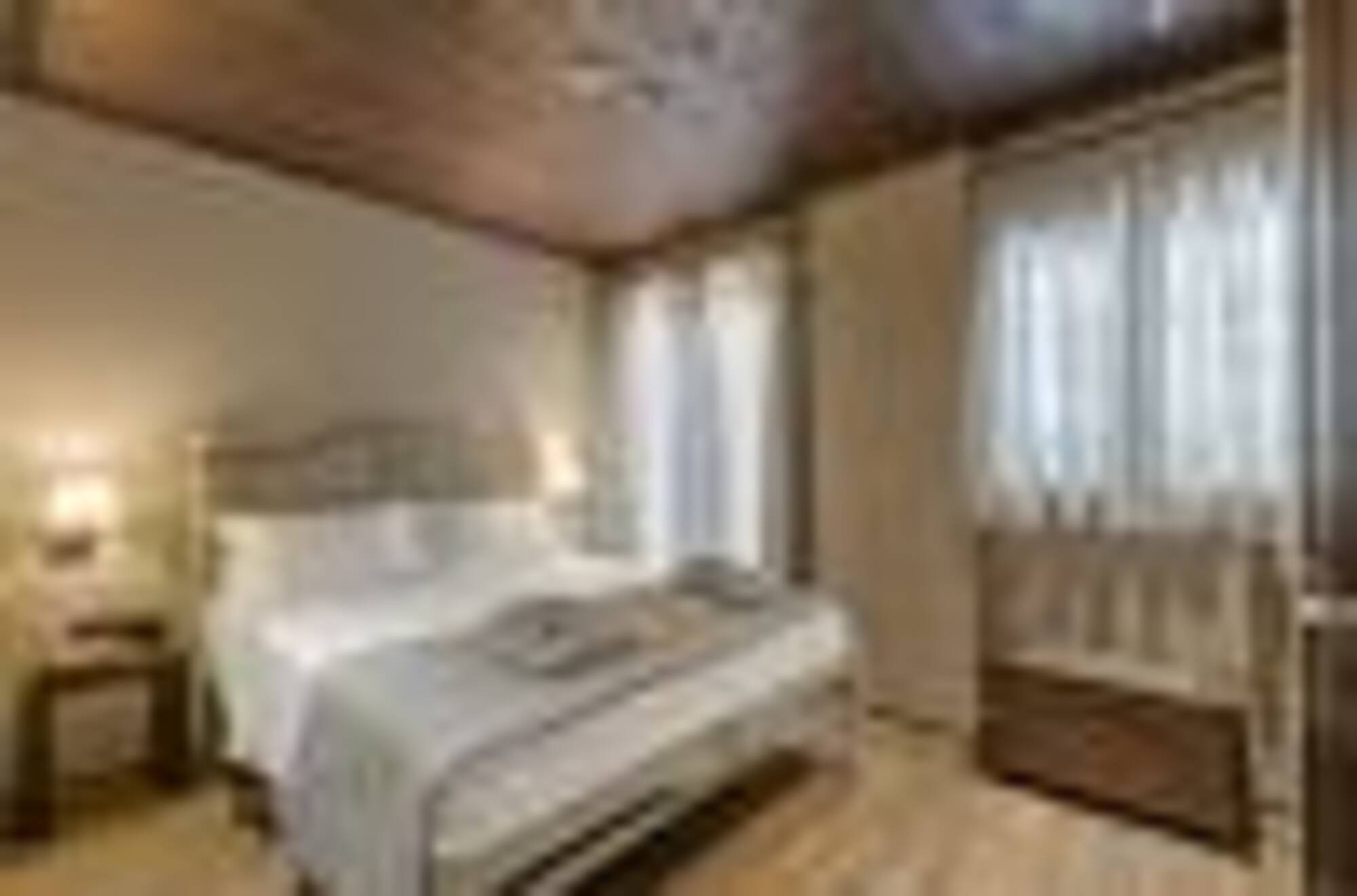 / ESTIA BOUTIQUE APARTMENTS | ATHENS