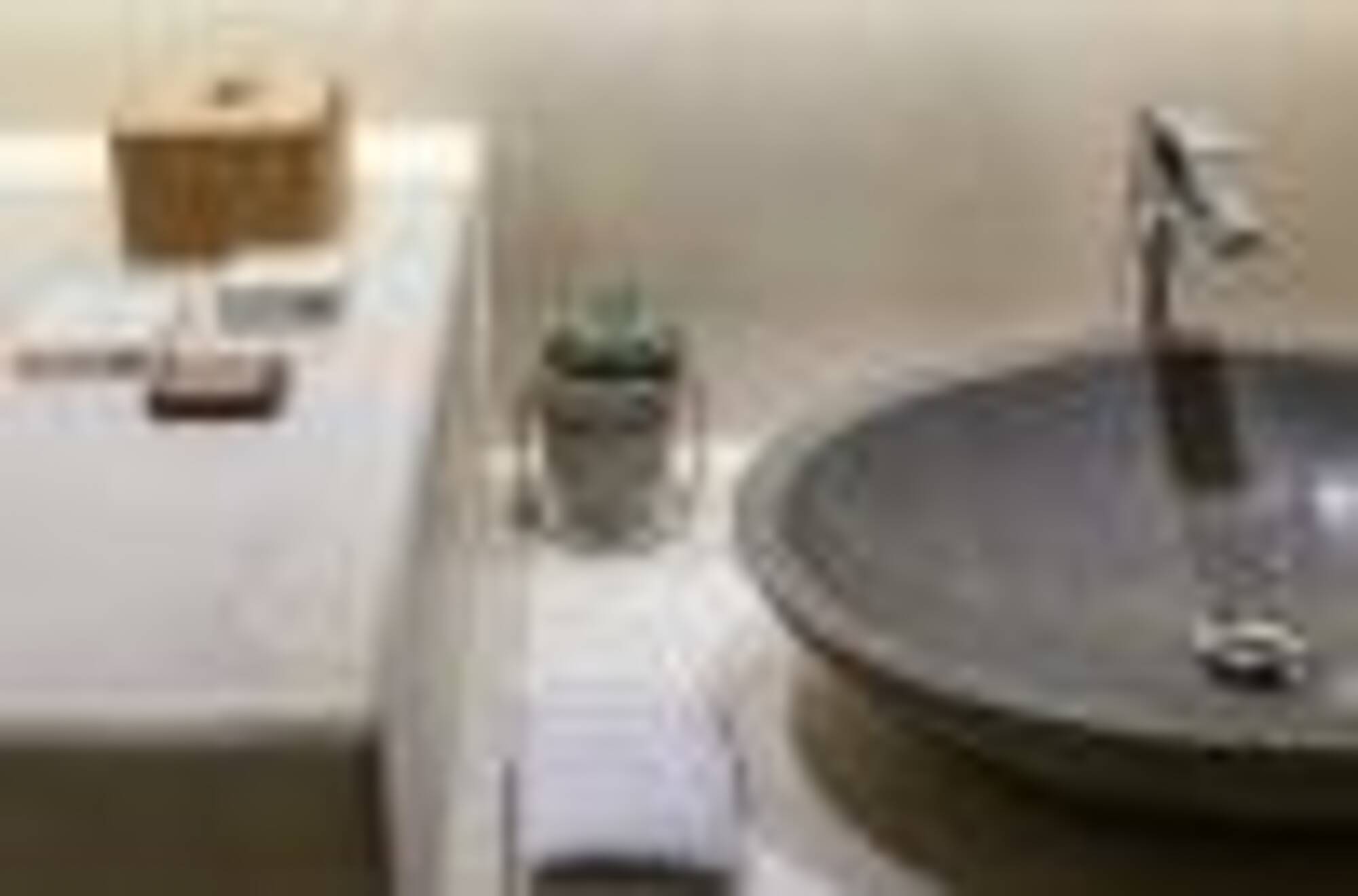 / ESTIA BOUTIQUE APARTMENTS | ATHENS