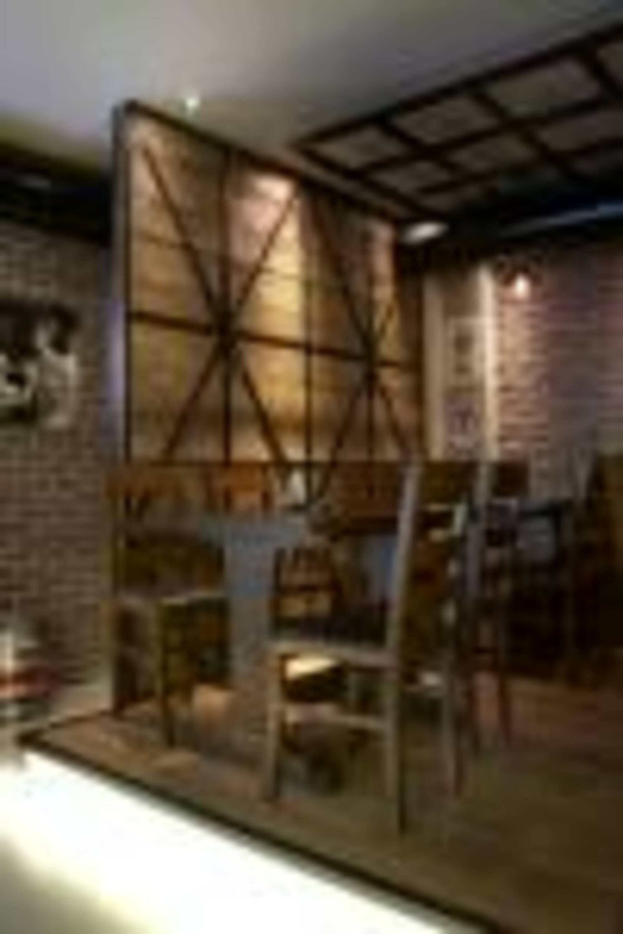  / BEEROLOGY BAR