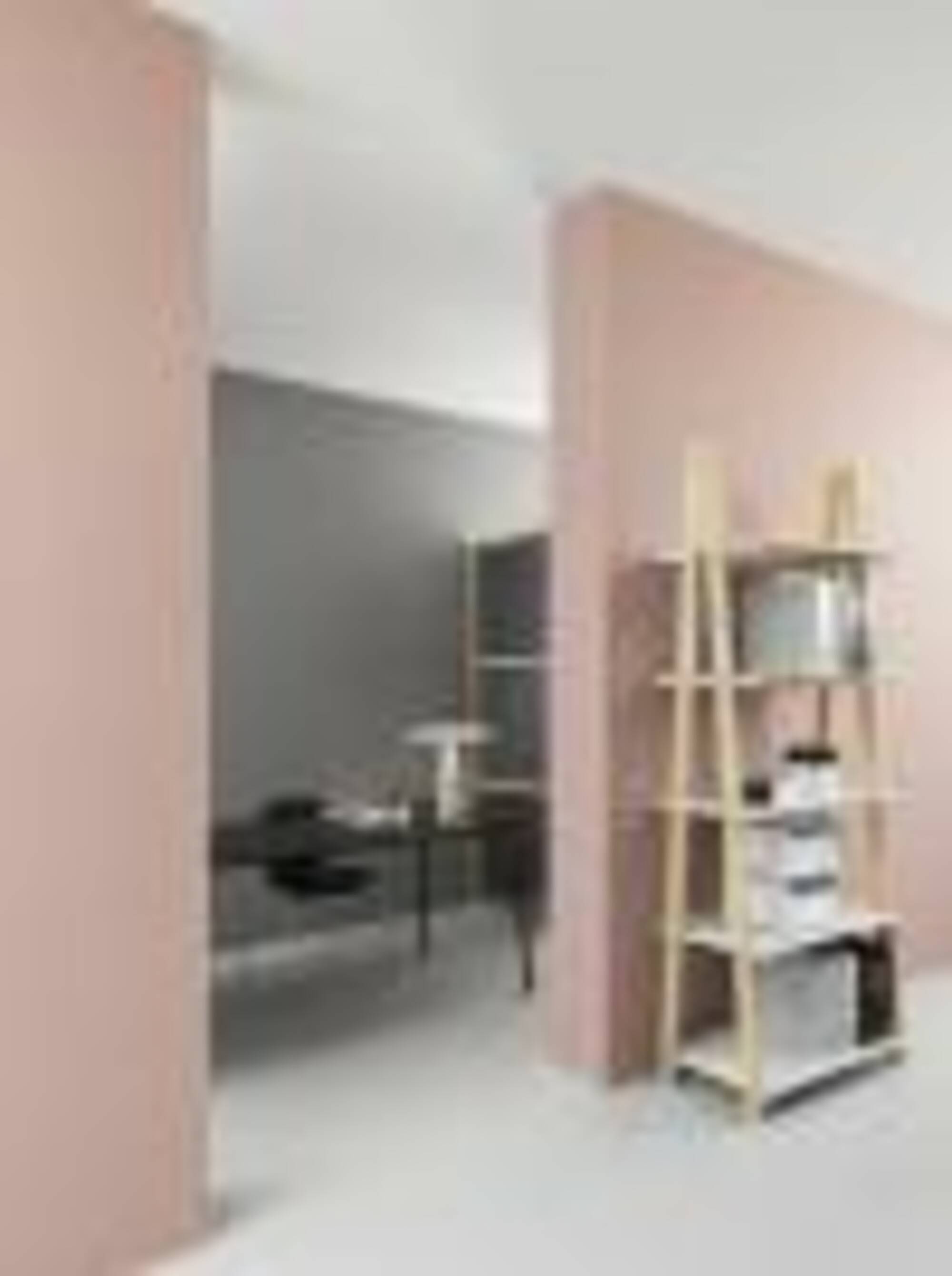 / We Love Pink